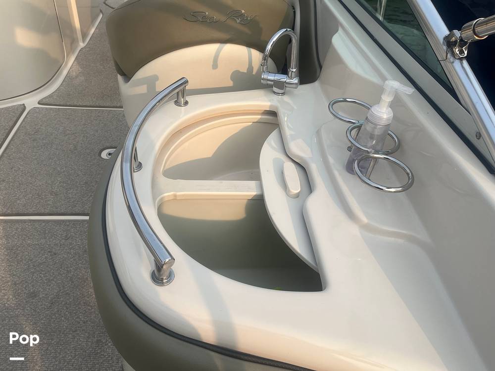 Slide: The Image of Sea Ray 270 Sundeck 2006 - 15726279