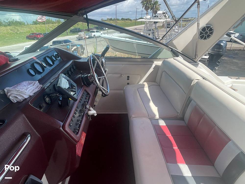 Slide: The Image of Cockpit/captains Seat/passenger Seat - 13083972