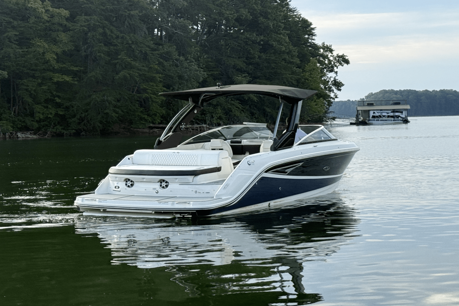 Slide: The Image of Sea Ray 280 SLX 2019 - 9