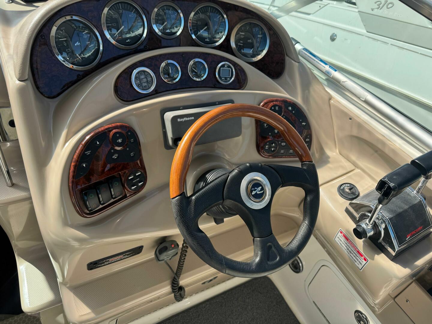 Slide: The Image of Sea Ray 280 Sundancer 2001 - 5597785