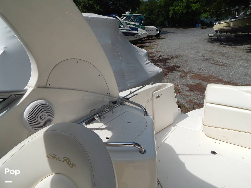 Slide: The Image of Sea Ray 280 Sundancer 2003 - 106