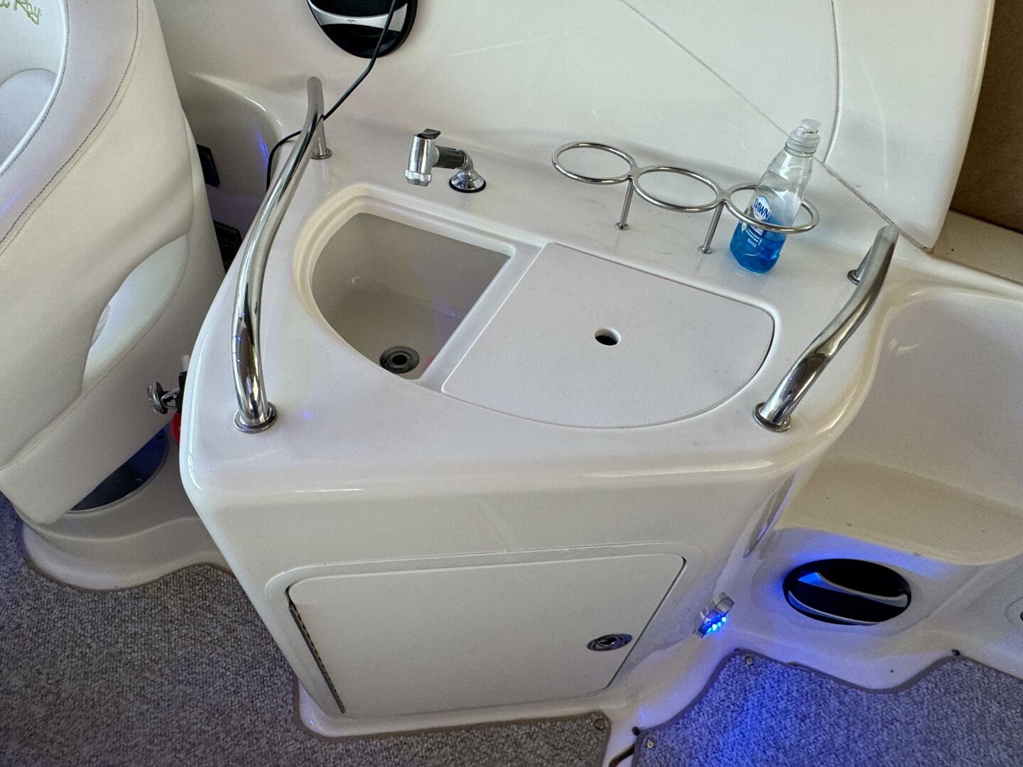 Slide: The Image of Sea Ray 280 Sundancer 2003 - 5255623