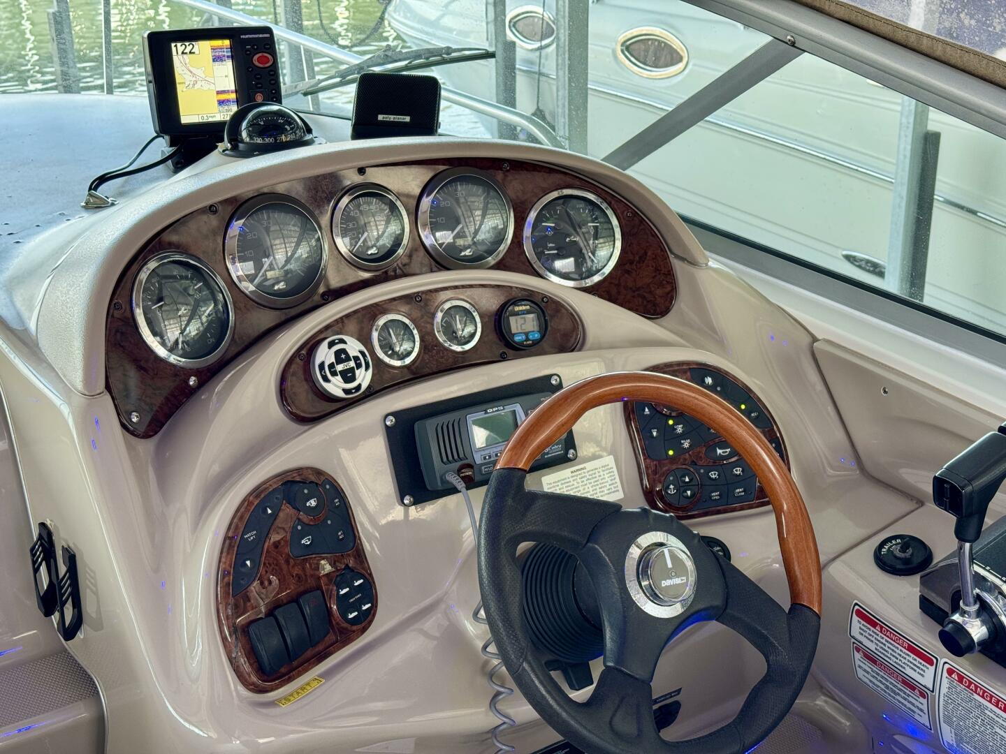 Slide: The Image of Sea Ray 280 Sundancer 2003 - 5255628