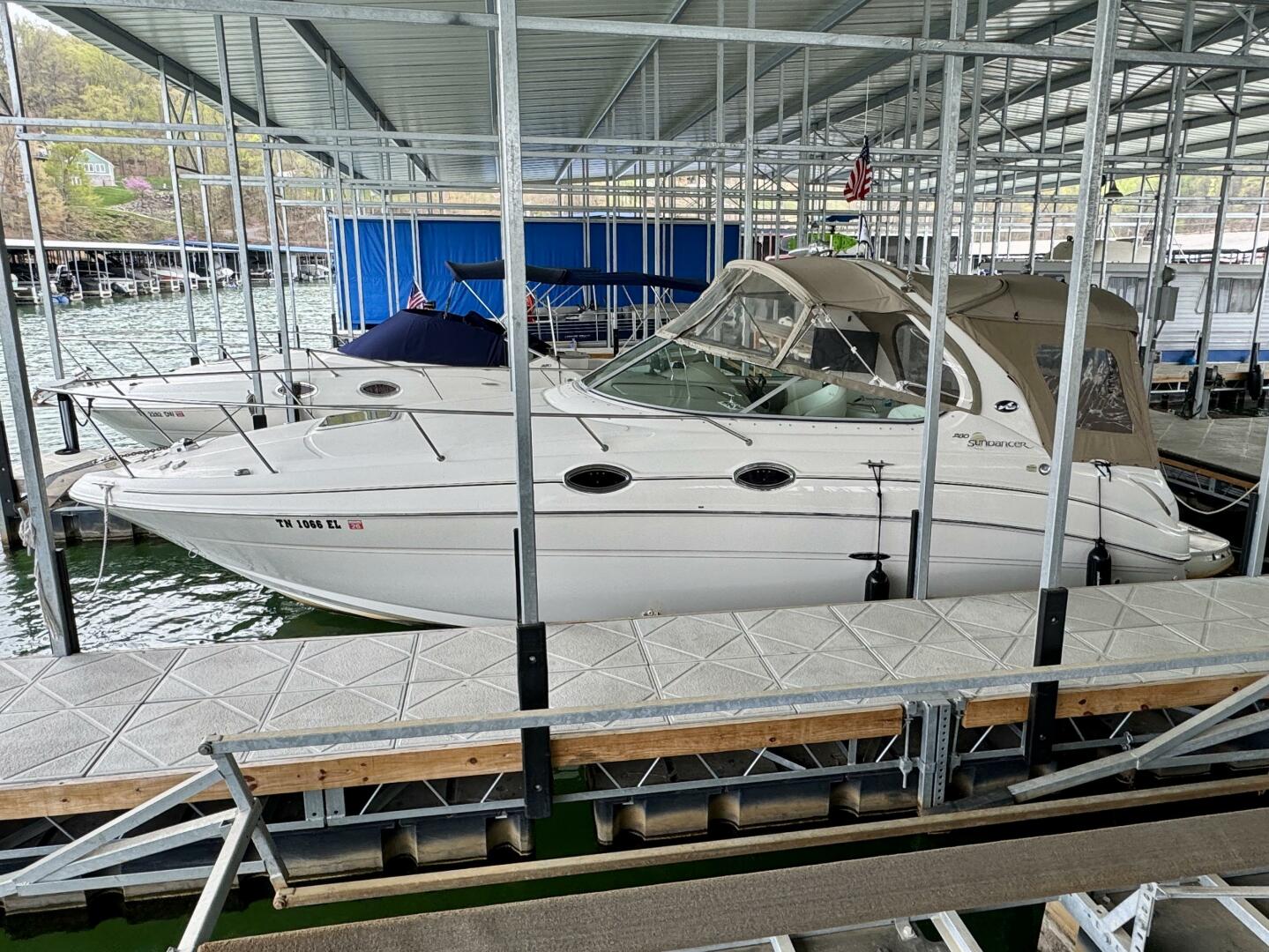 Slide: The Image of Sea Ray 280 Sundancer 2003 - 5255611