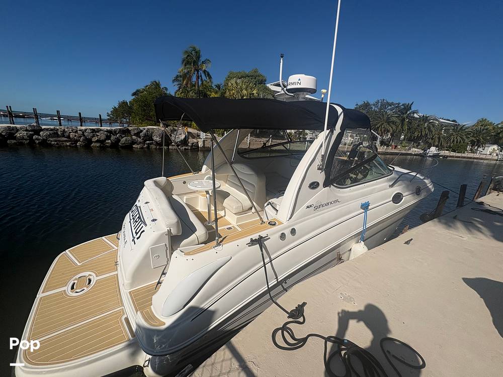 Slide: The Image of Sea Ray 280 Sundancer 2003 - 20
