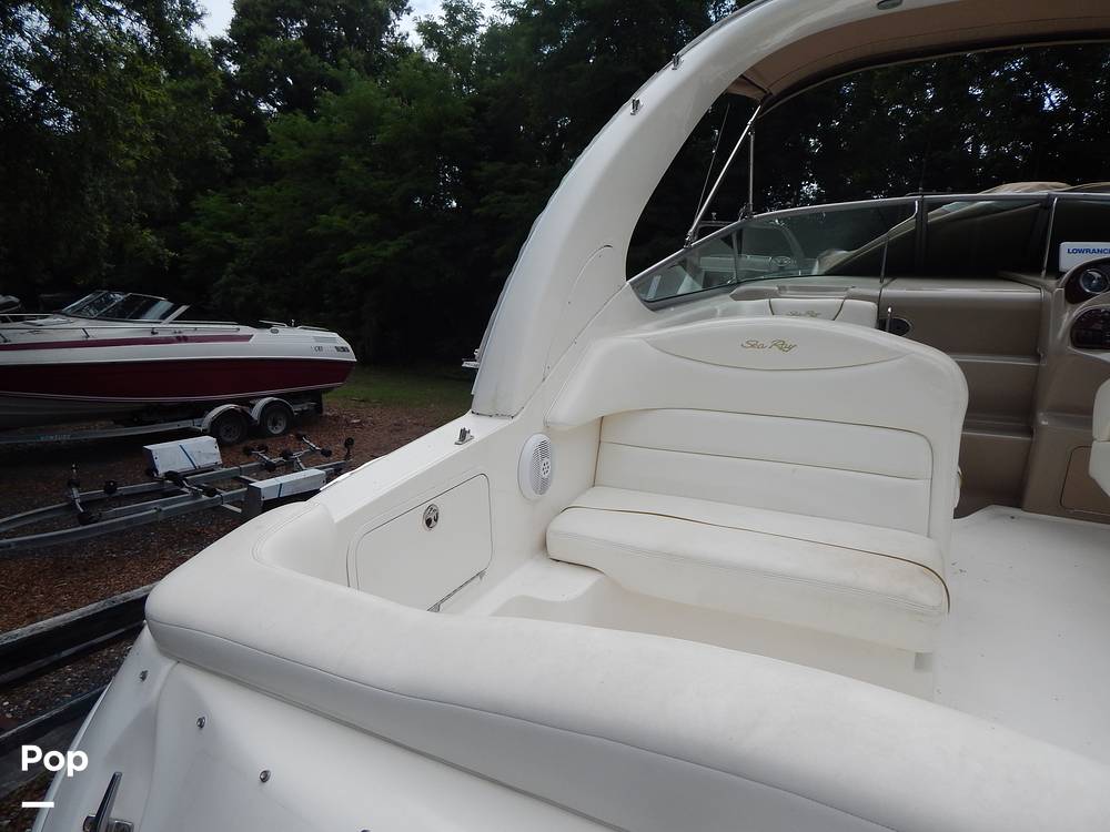 Slide: The Image of Sea Ray 280 Sundancer 2003 - 32