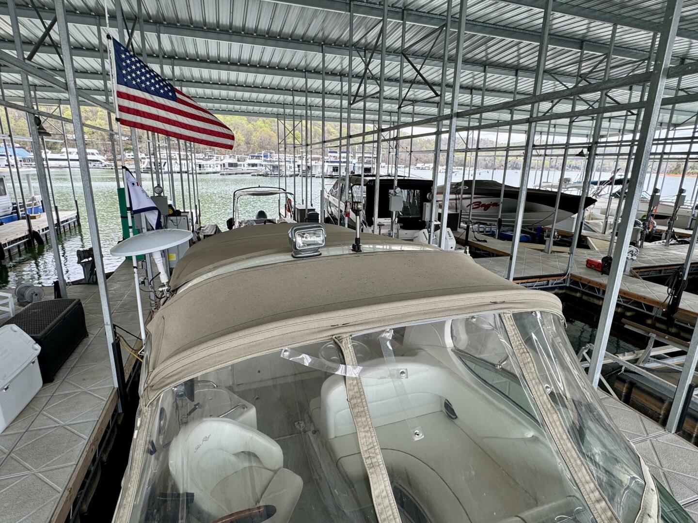 Slide: The Image of Sea Ray 280 Sundancer 2003 - 5255642