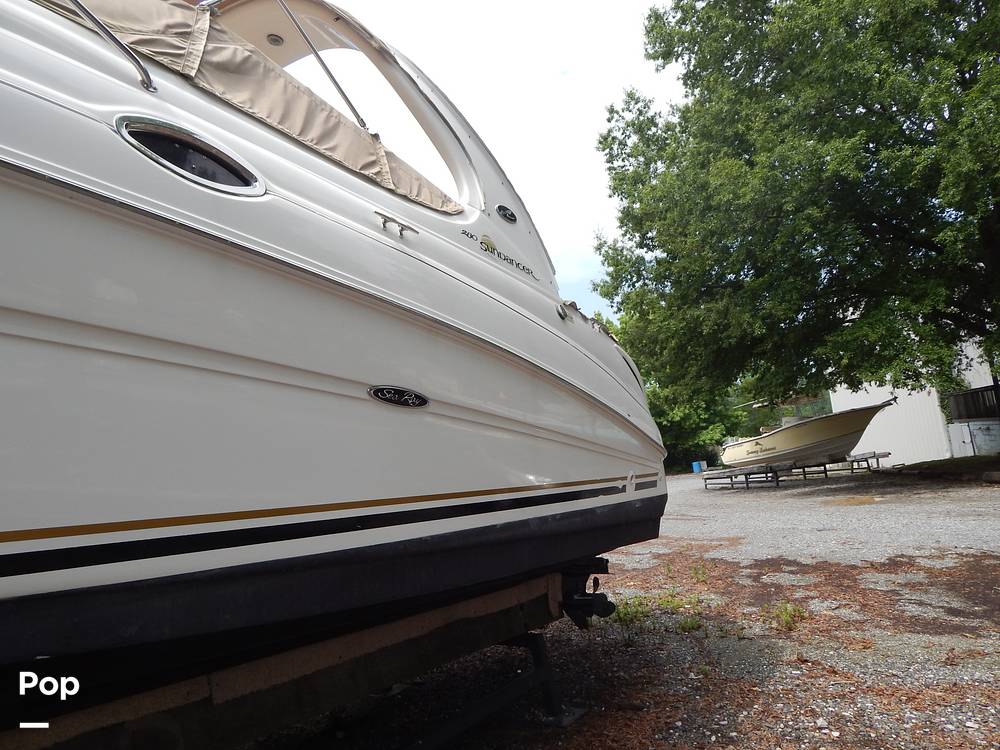 Slide: The Image of Sea Ray 280 Sundancer 2003 - 4