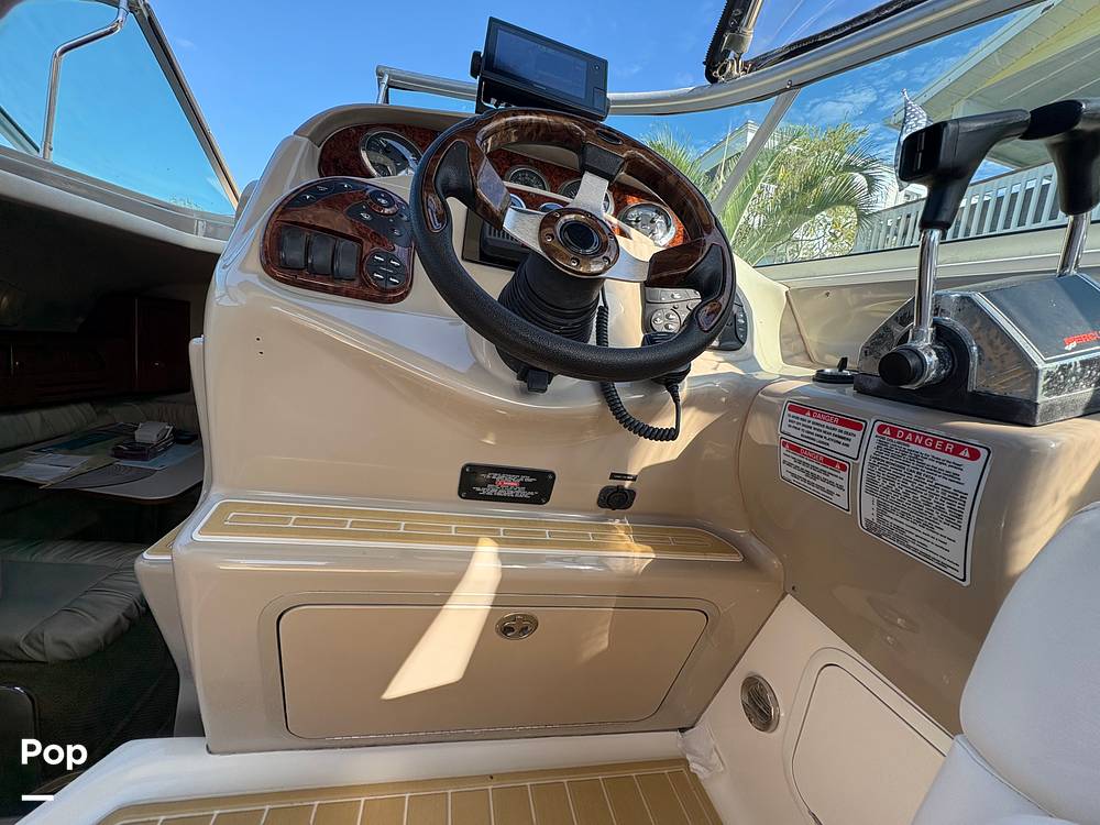 Slide: The Image of Sea Ray 280 Sundancer 2003 - 47