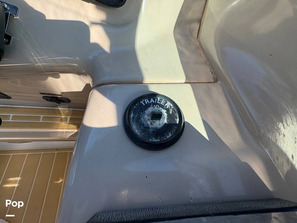 Slide: The Image of Sea Ray 280 Sundancer 2003 - 49