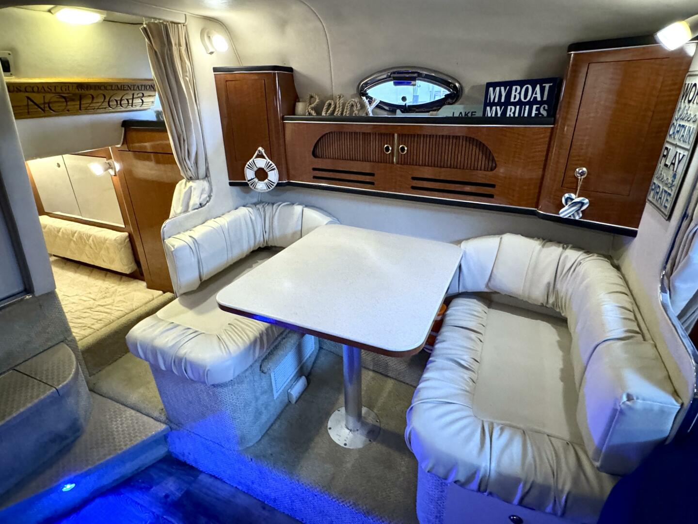 Slide: The Image of Sea Ray 280 Sundancer 2003 - 5255665
