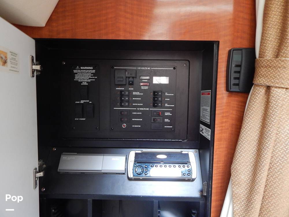 Slide: The Image of Sea Ray 280 Sundancer 2003 - 63