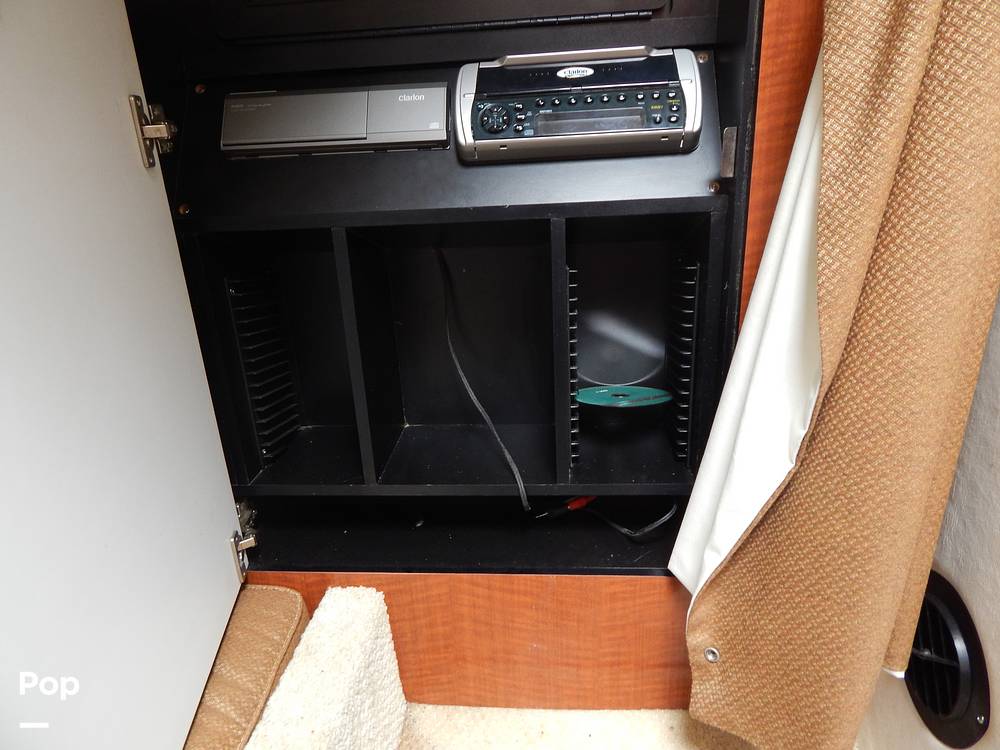 Slide: The Image of Sea Ray 280 Sundancer 2003 - 64