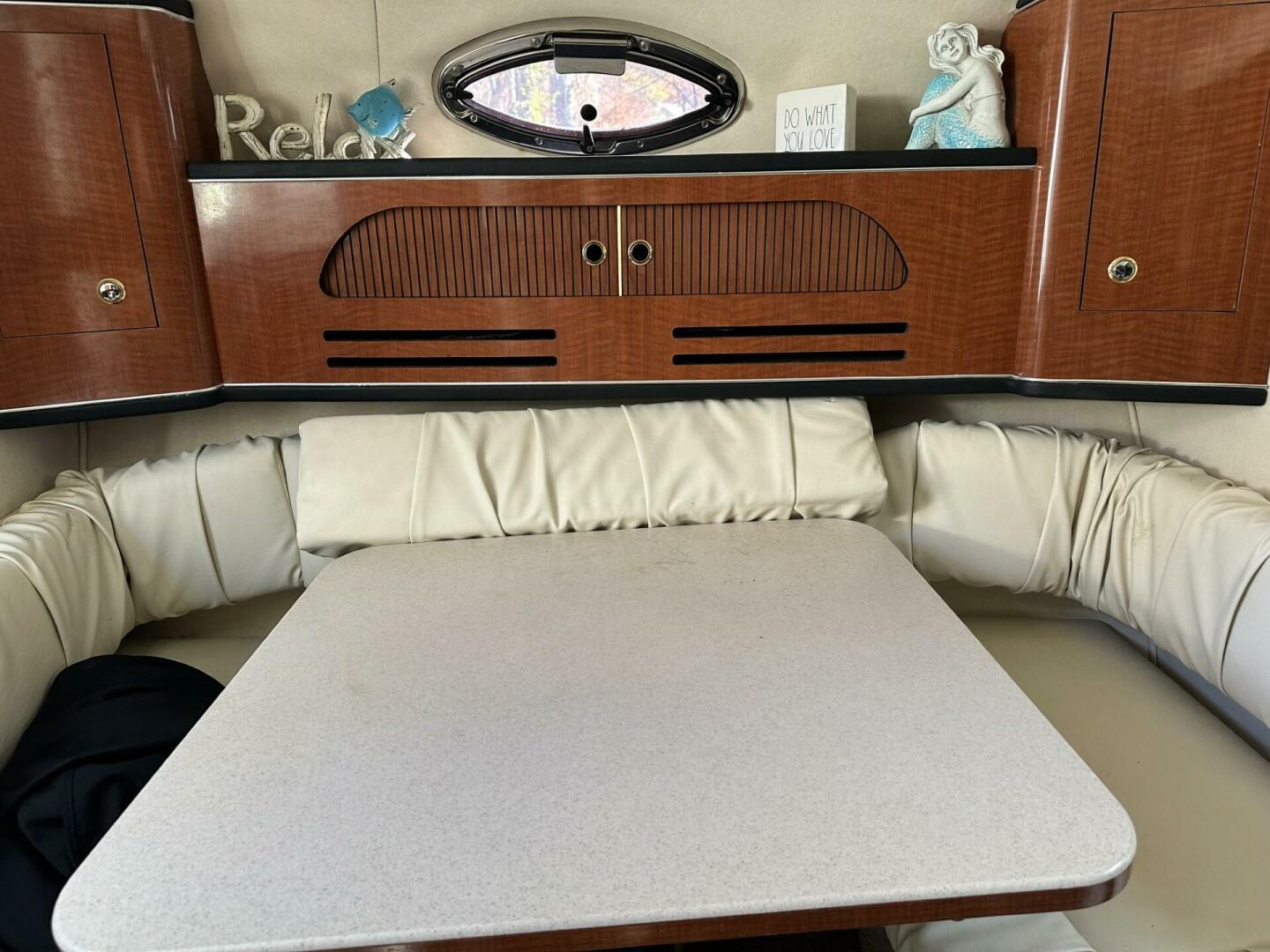 Slide: The Image of Sea Ray 280 Sundancer 2003 - 7