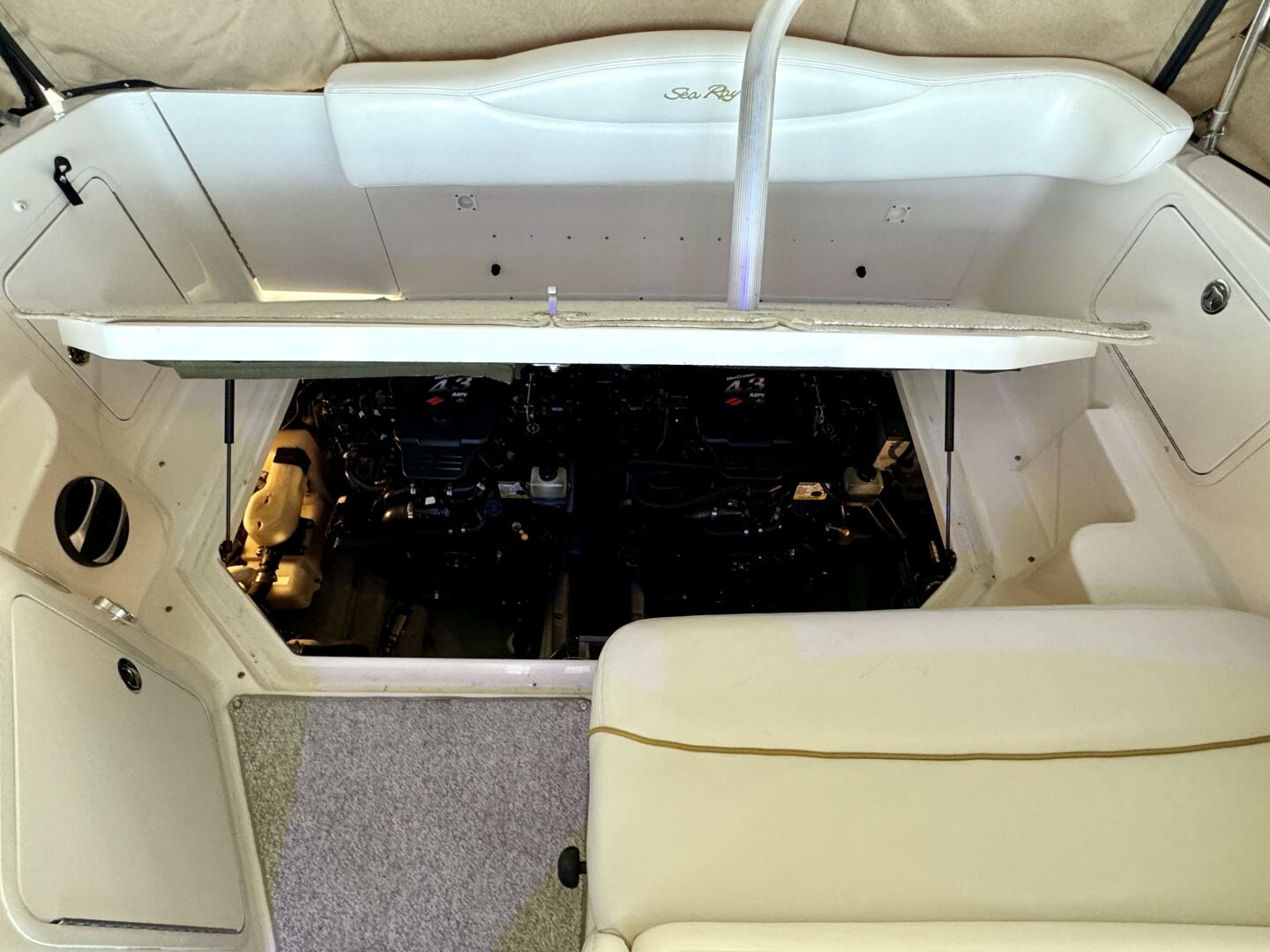 Slide: The Image of Sea Ray 280 Sundancer 2003 - 5255689