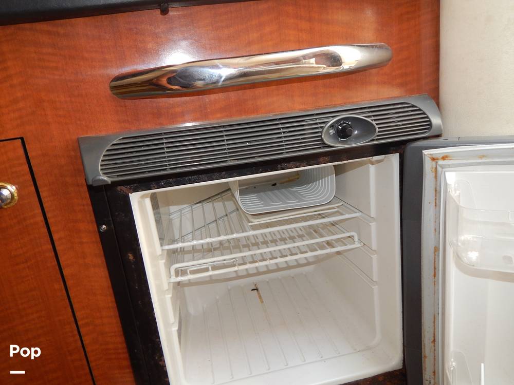 Slide: The Image of Sea Ray 280 Sundancer 2003 - 85