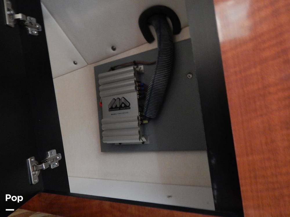 Slide: The Image of Sea Ray 280 Sundancer 2003 - 98