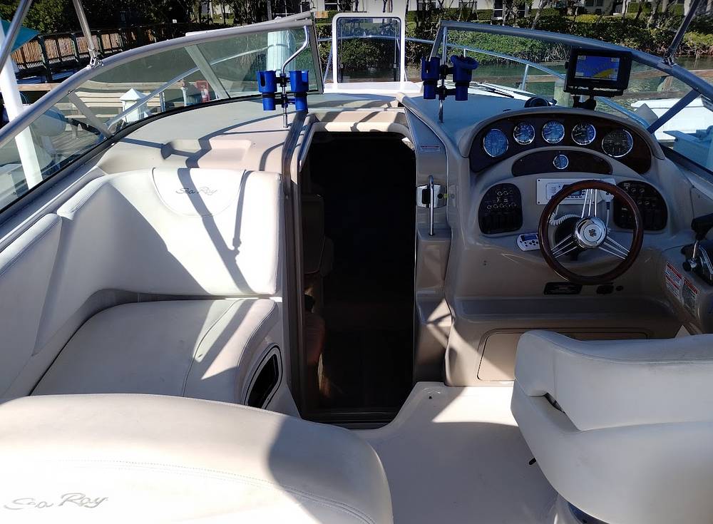 Slide: The Image of Sea Ray 280 Sundancer 2004 - 14314188