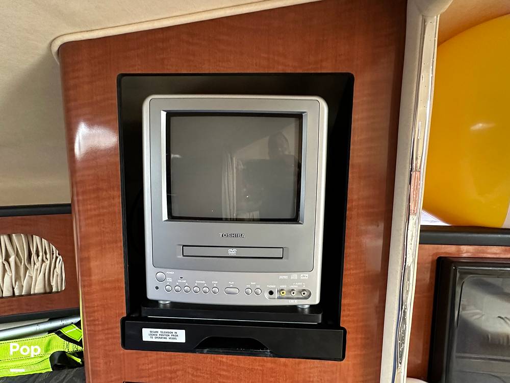 Slide: The Image of Sea Ray 280 Sundancer 2004 - 14333210