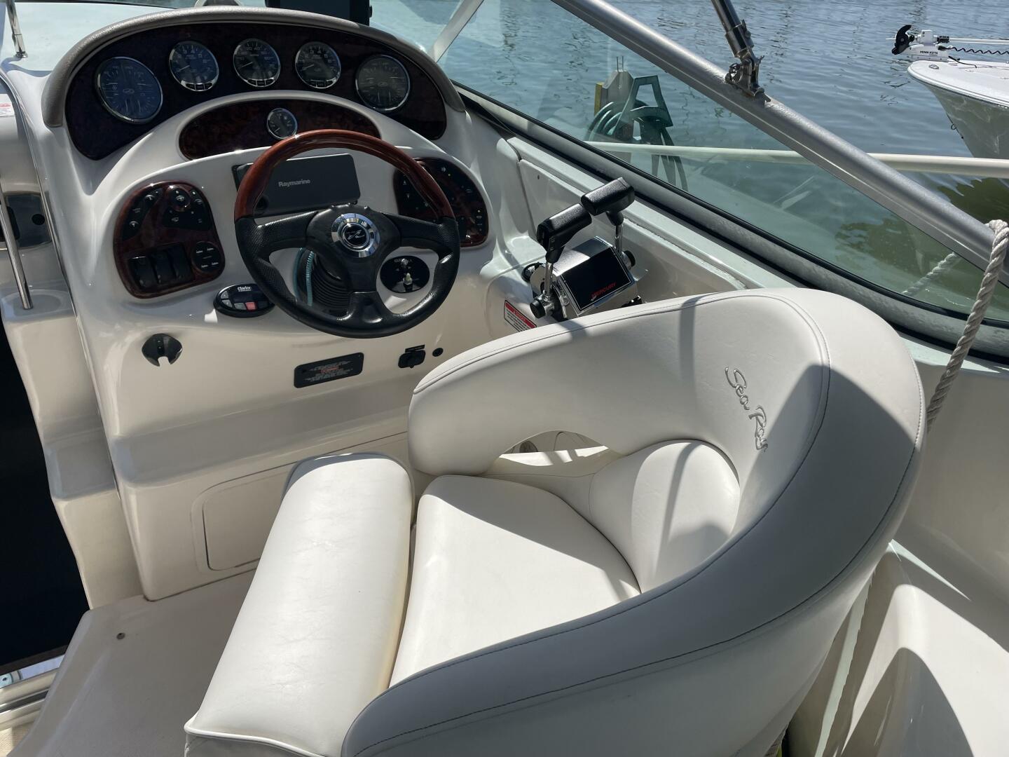 Slide: The Image of Sea Ray 280 Sundancer 2006 - 5118057