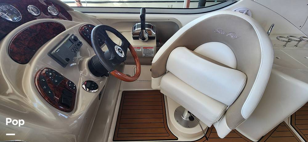 Slide: The Image of Sea Ray 280 Sundancer 2006 - 47