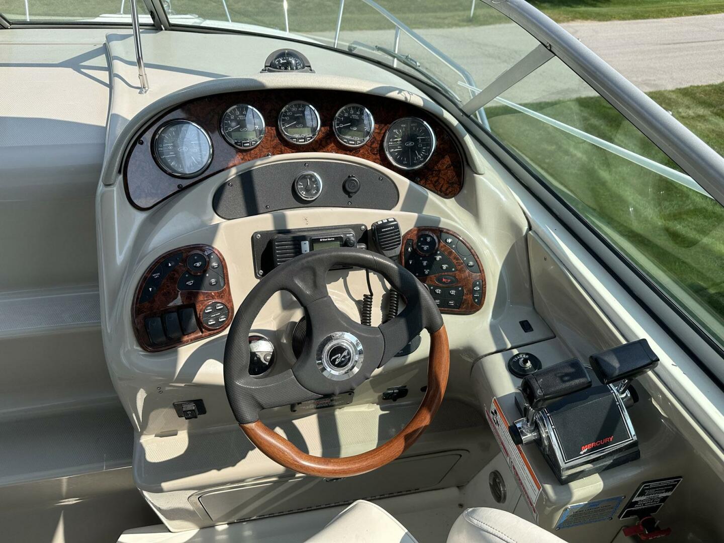 Slide: The Image of Sea Ray 280 Sundancer 2006 - 5528815
