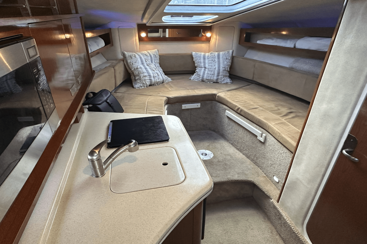 Slide: The Image of Sea Ray 280 SUNDANCER 2010 - 29