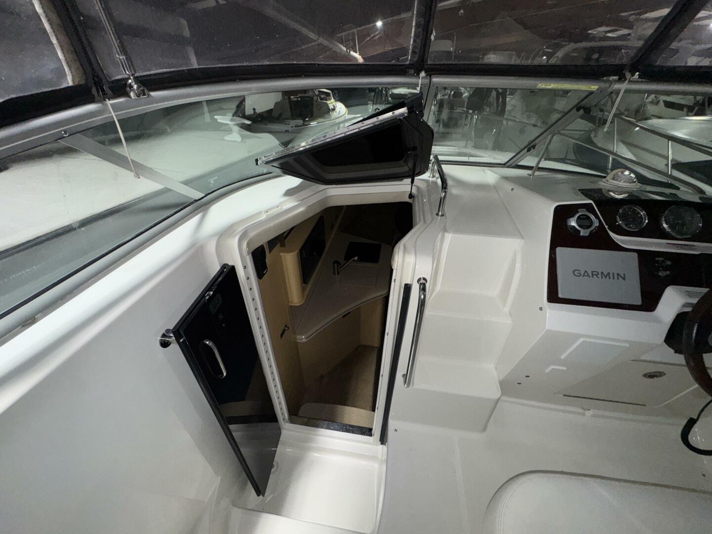 Slide: The Image of Sea Ray 280 Sundancer 2010 - 5098312