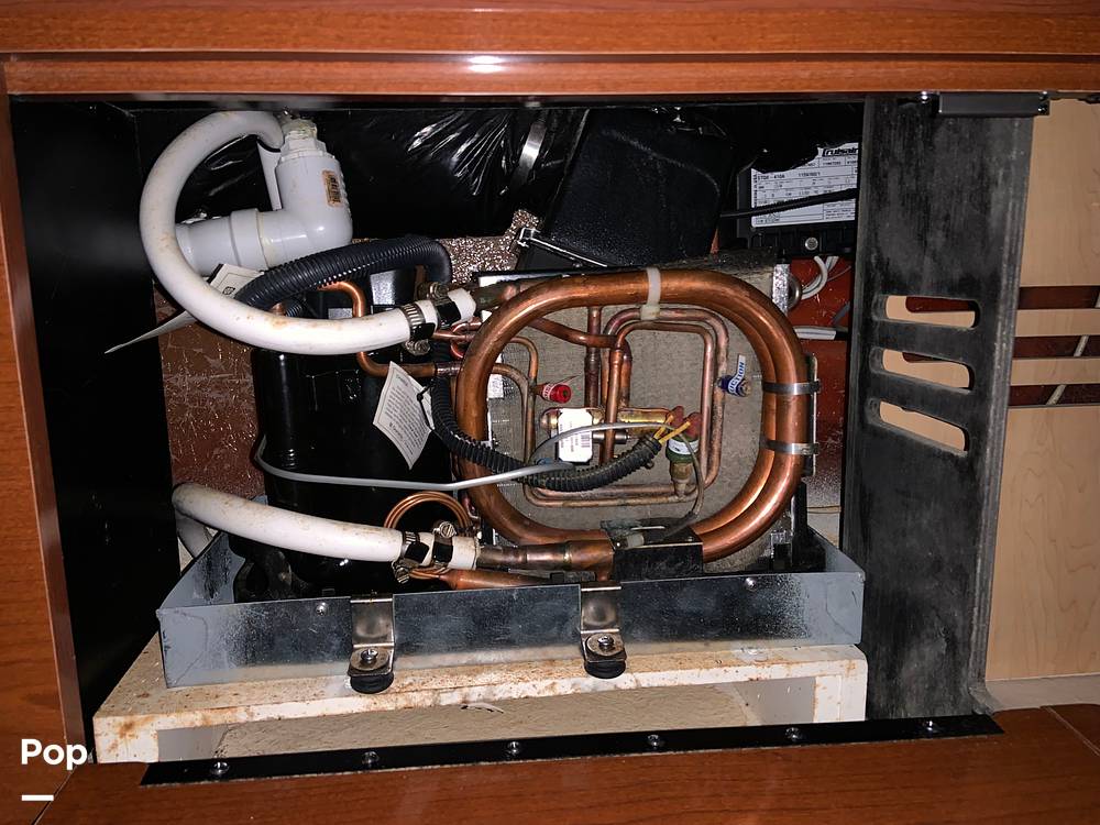 Slide: The Image of AC Unit In Mid Berth Cabinet - 105