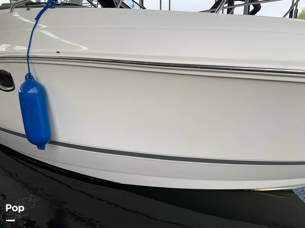 Slide: The Image of Sea Ray 280 Sundancer 2011 - 122