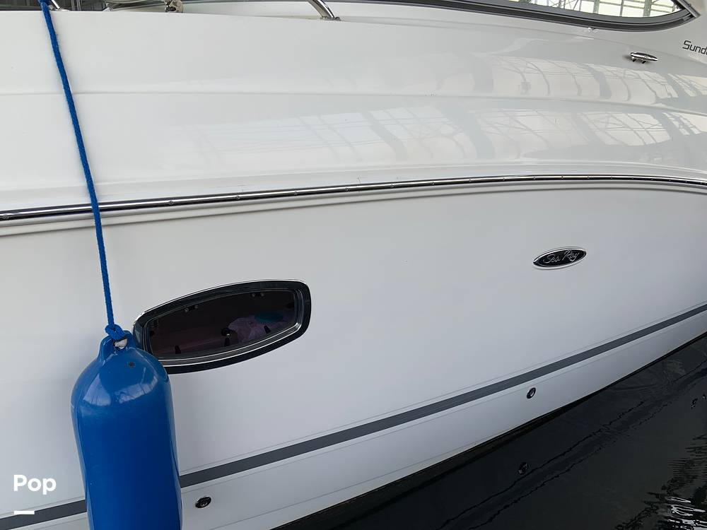 Slide: The Image of Sea Ray 280 Sundancer 2011 - 128