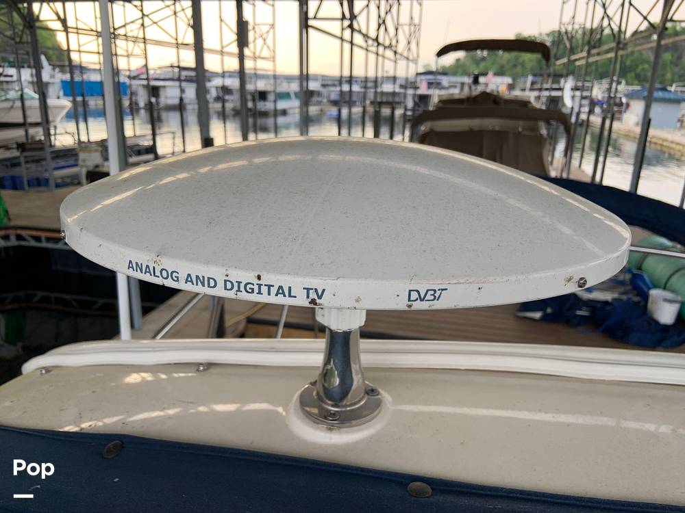 Slide: The Image of Sea Ray 280 Sundancer 2011 - 146