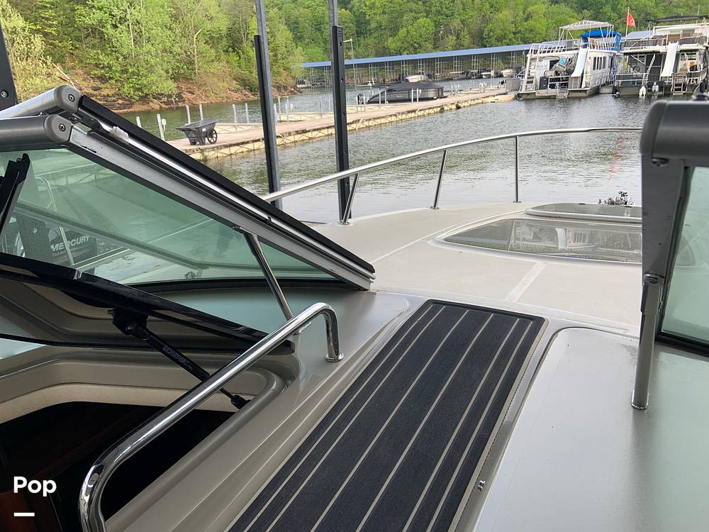 Slide: The Image of Sea Ray 280 Sundancer 2011 - 156