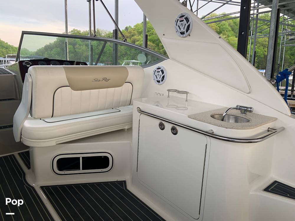 Slide: The Image of Sea Ray 280 Sundancer 2011 - 24