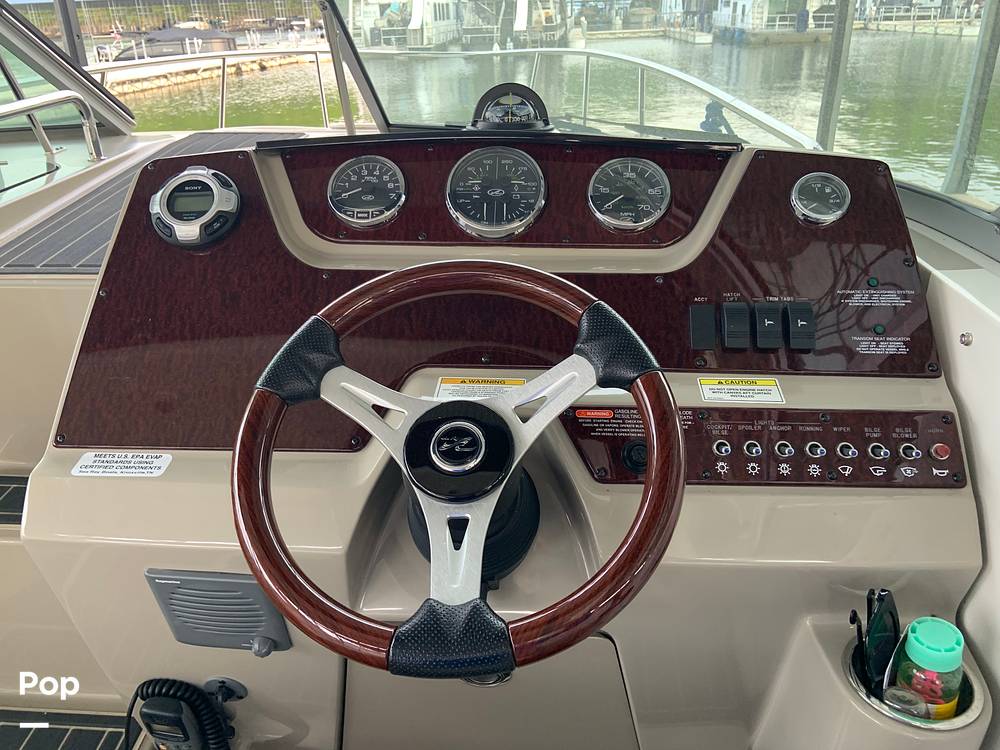 Slide: The Image of Sea Ray 280 Sundancer 2011 - 26