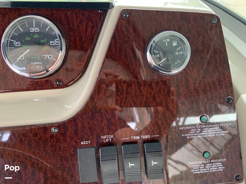 Slide: The Image of Sea Ray 280 Sundancer 2011 - 32