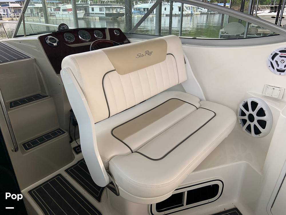 Slide: The Image of Sea Ray 280 Sundancer 2011 - 42