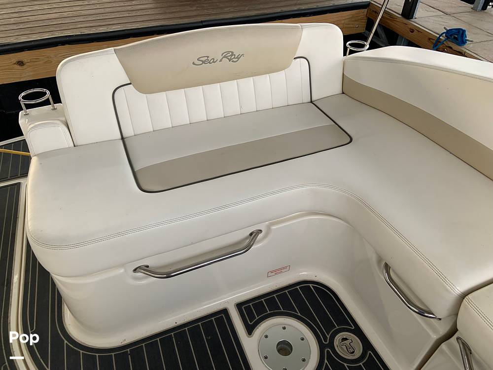 Slide: The Image of Sea Ray 280 Sundancer 2011 - 48