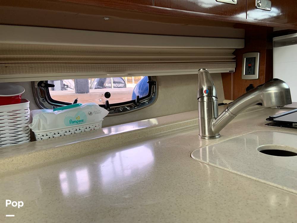 Slide: The Image of Sea Ray 280 Sundancer 2011 - 61