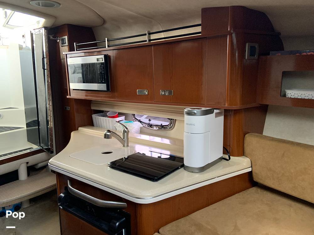 Slide: The Image of Sea Ray 280 Sundancer 2011 - 9