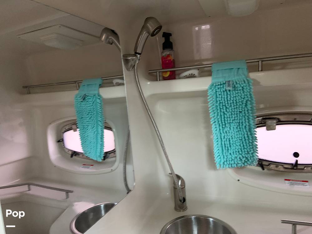 Slide: The Image of Sea Ray 280 Sundancer 2011 - 98
