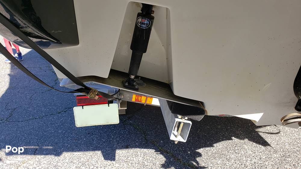 Slide: The Image of Sea Ray 280 Sundancer 2016 - 14733090