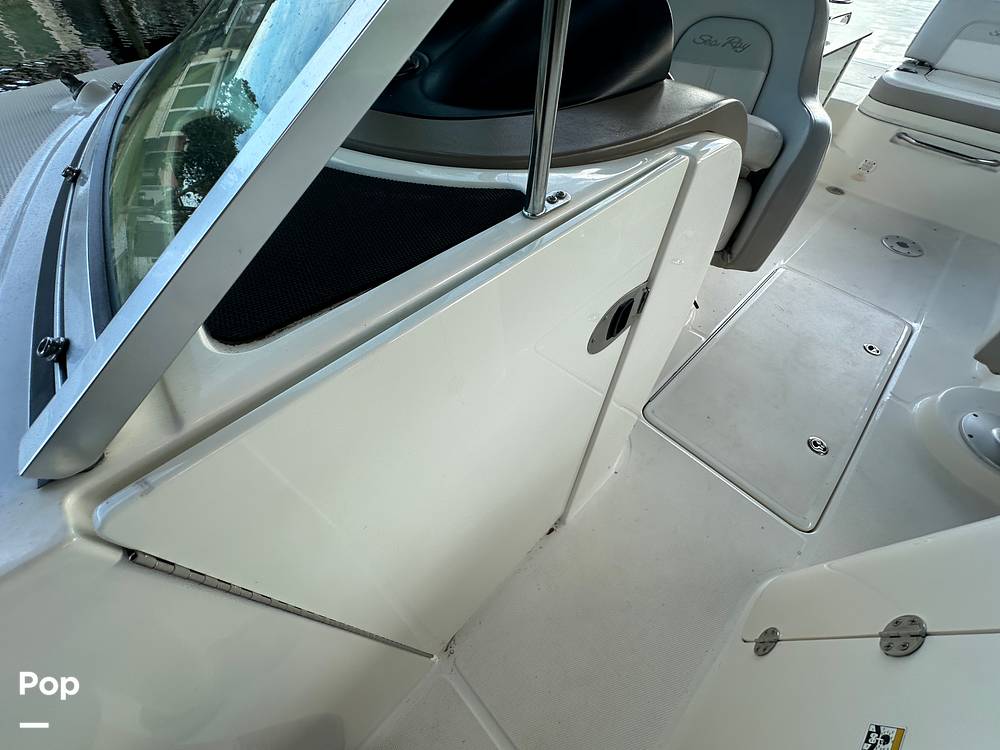 Slide: The Image of Sea Ray 280 Sun Deck 2012 - 15740365