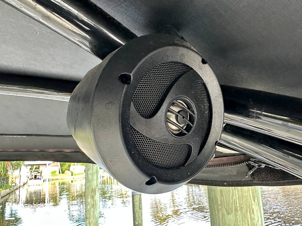 Slide: The Image of Sea Ray 280 Sun Deck 2012 - 15740443