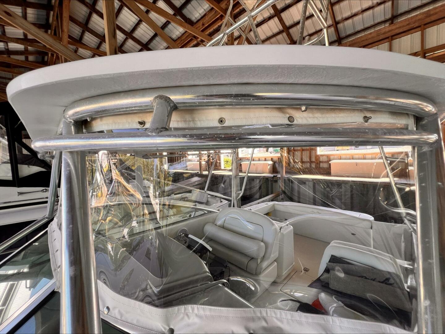 Slide: The Image of Sea Ray 290 Amberjack 2002 - 10
