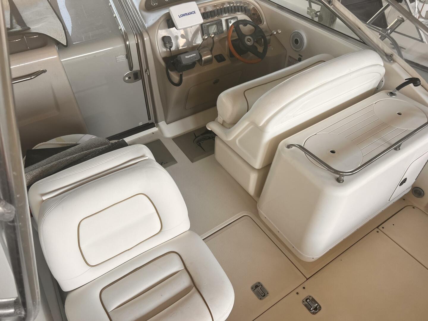 Slide: The Image of Sea Ray 290 Amberjack 2002 - 25