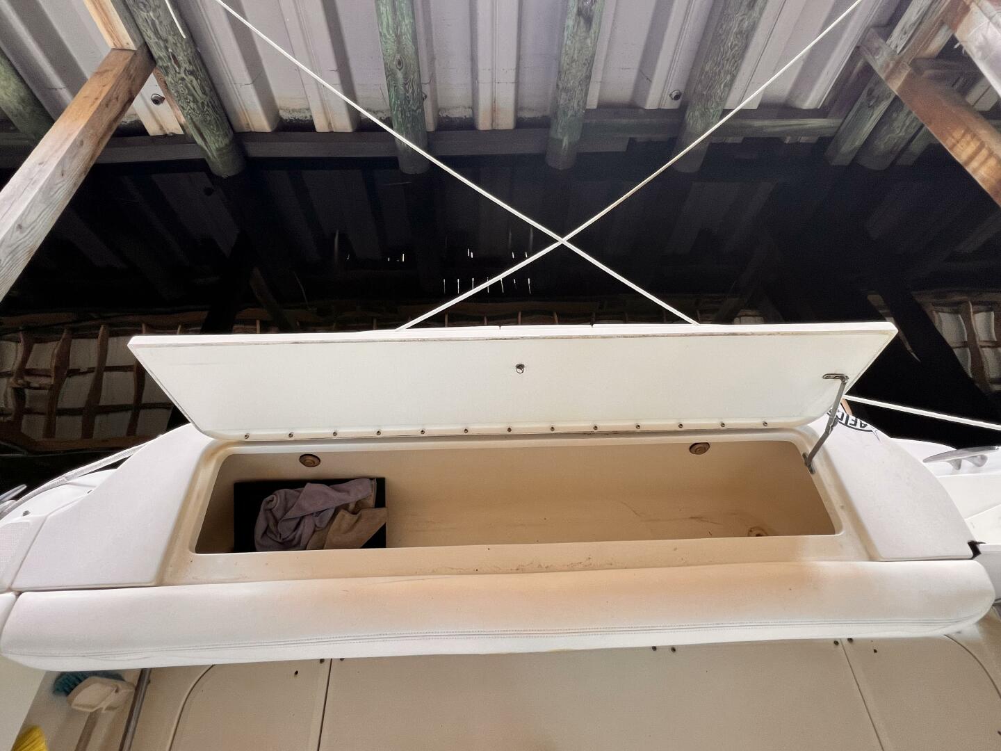 Slide: The Image of Sea Ray 290 Amberjack 2002 - 30