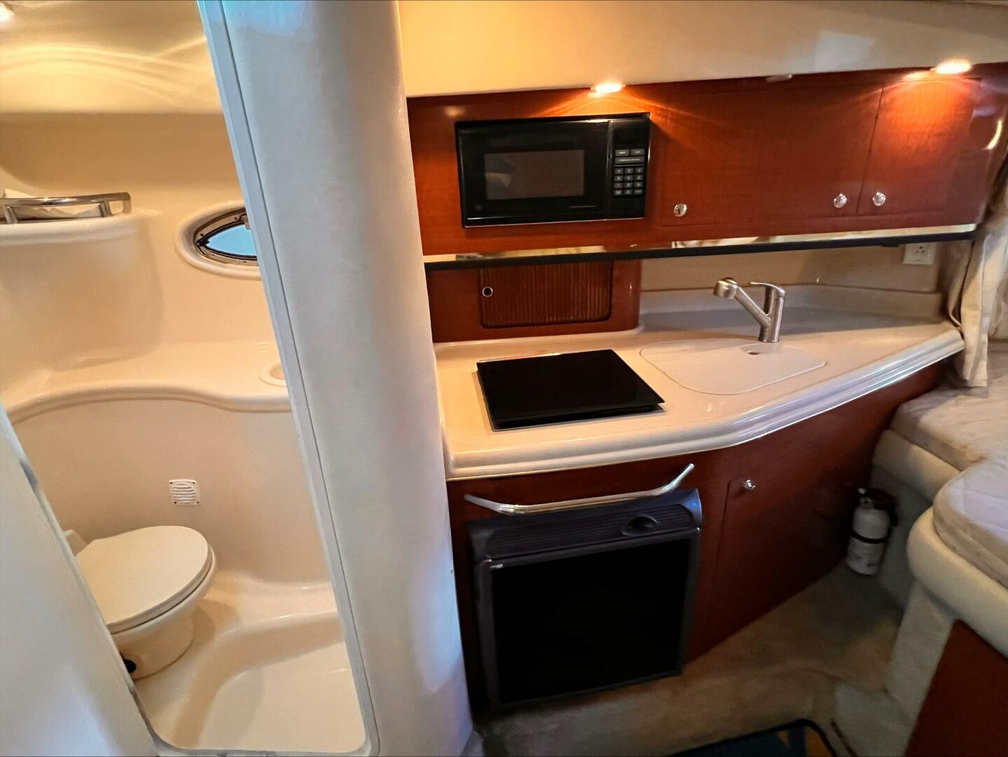 Slide: The Image of Sea Ray 290 Amberjack 2002 - 50