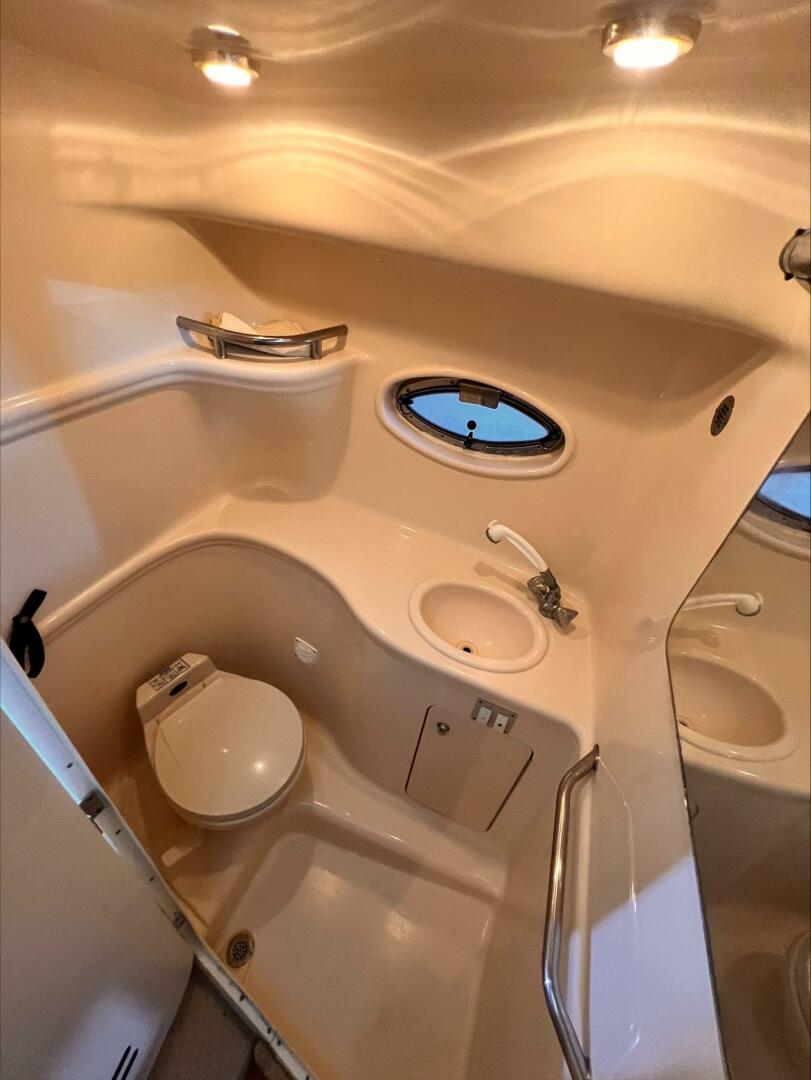 Slide: The Image of Sea Ray 290 Amberjack 2002 - 51