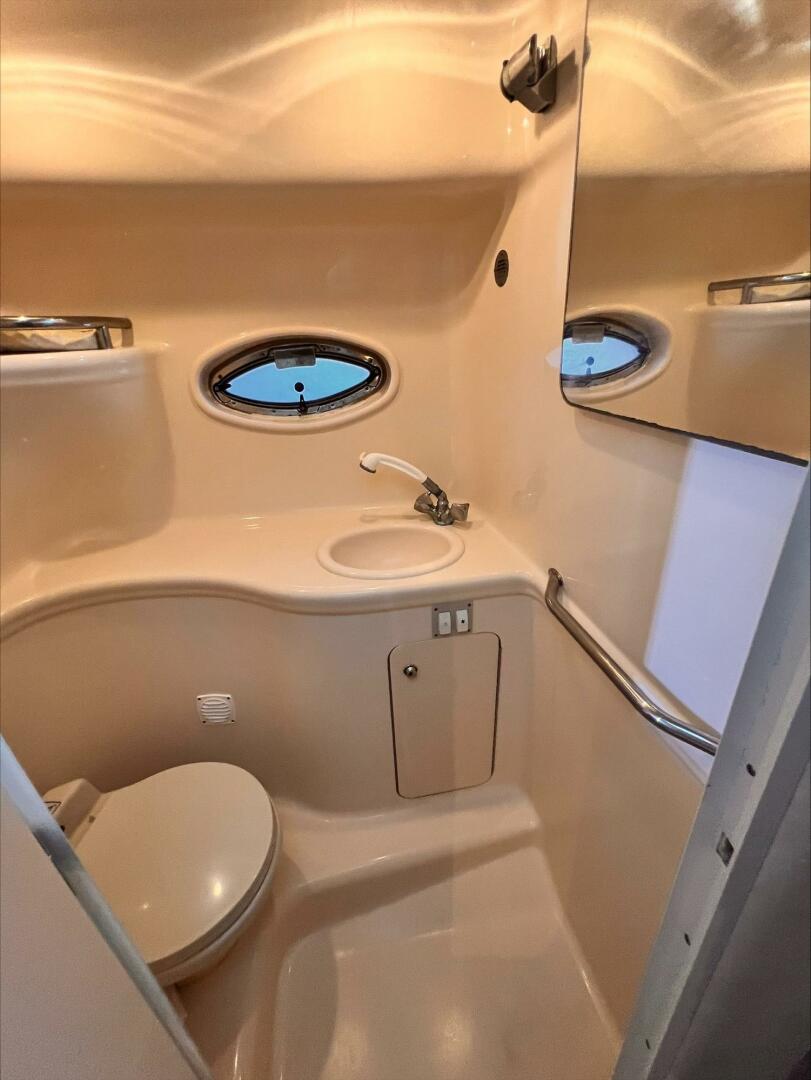 Slide: The Image of Sea Ray 290 Amberjack 2002 - 52